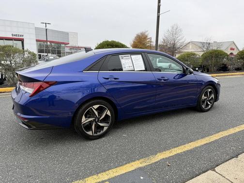 2021 Hyundai ELANTRA SEL