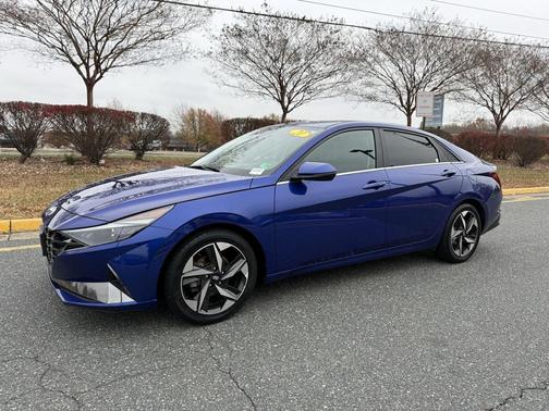 2021 Hyundai ELANTRA SEL