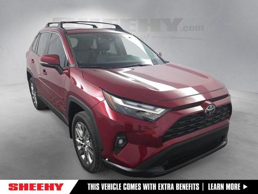 2025 Toyota RAV4 XLE Premium
