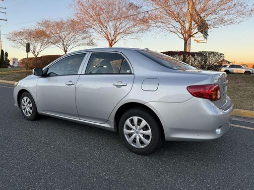2009 Toyota Corolla LE
