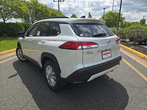 2025 Toyota Corolla Cross LE