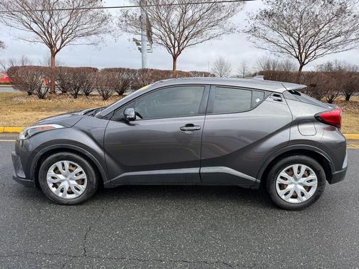 2019 Toyota C-HR LE