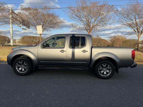 2020 Nissan Frontier SV