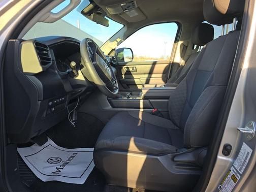 2023 Toyota Tundra SR