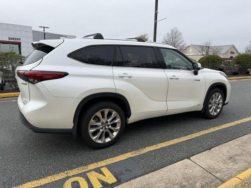 2021 Toyota Highlander Hybrid Limited
