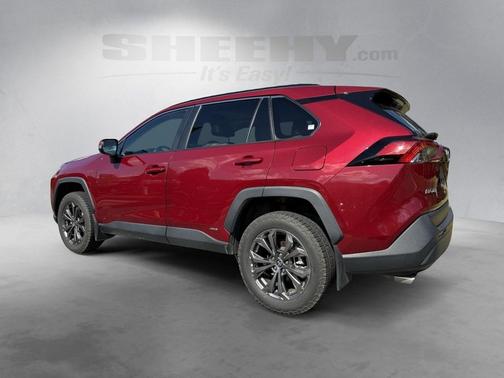 2022 Toyota RAV4 Hybrid XLE Premium
