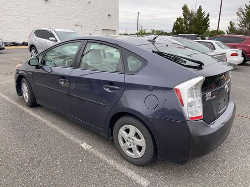 Winter Gray Metallic 2010 Toyota Prius IV