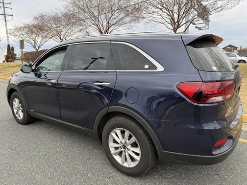 2020 Kia Sorento LX