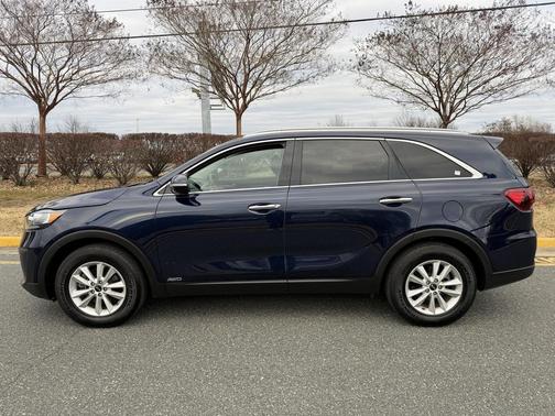 2020 Kia Sorento LX