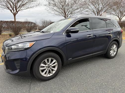 2020 Kia Sorento LX