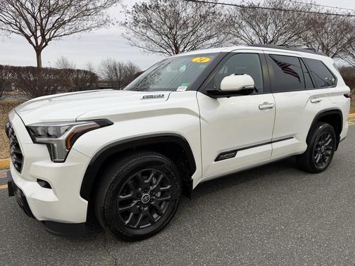 2024 Toyota Sequoia Platinum