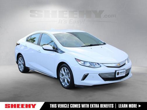 Summit White 2017 Chevrolet Volt Premier