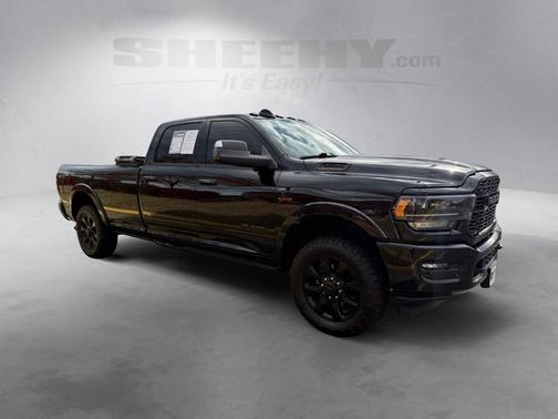 2022 RAM 3500 Limited Crew Cab 4x4 8' Box