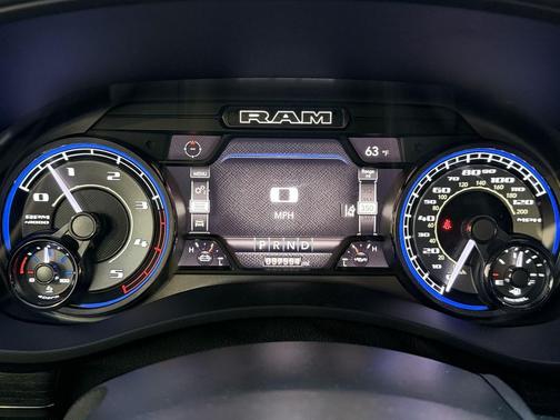 2022 RAM 3500 Limited Crew Cab 4x4 8' Box