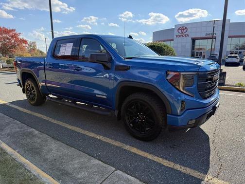 2022 GMC Sierra 1500 Elevation