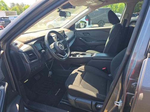 Gun Metallic 2023 Nissan Rogue S