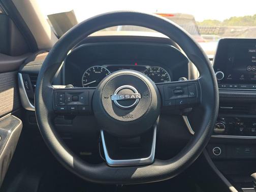 Gun Metallic 2023 Nissan Rogue S