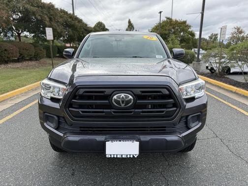 2019 Toyota Tacoma SR