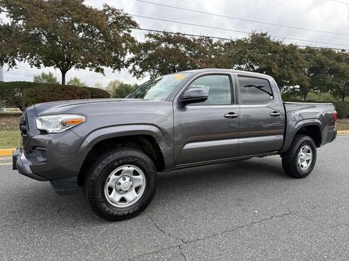 2019 Toyota Tacoma SR