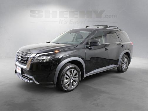 2024 Nissan Pathfinder SV FWD