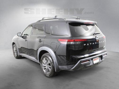 2024 Nissan Pathfinder SV FWD