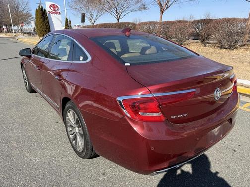 2017 Buick LaCrosse Essence