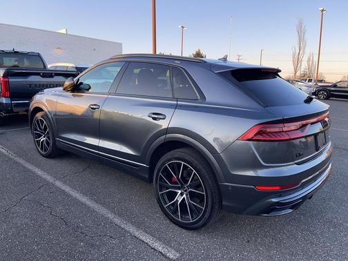 2023 Audi Q8 55 Premium Plus