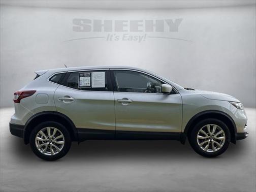 2022 Nissan Rogue Sport S
