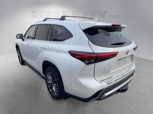 Blizzard Pearl 2021 Toyota Highlander Platinum