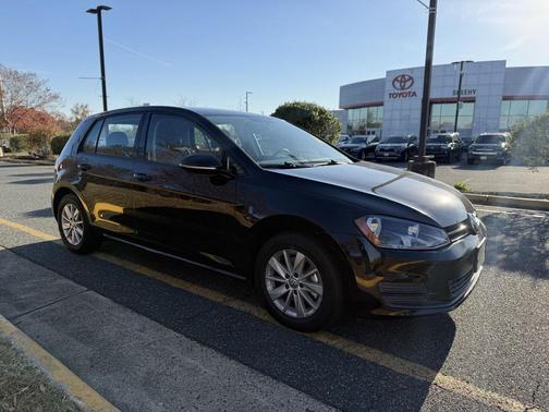 2016 Volkswagen Golf TSI S 4-Door