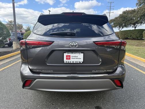 2021 Toyota Highlander Platinum