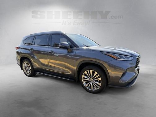2023 Toyota Highlander Platinum