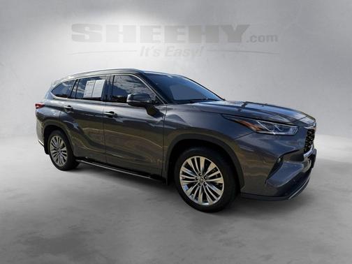2023 Toyota Highlander Platinum