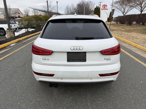 2015 Audi Q3 2.0T Prestige