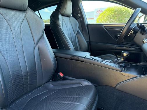 2021 Lexus ES 350 F Sport