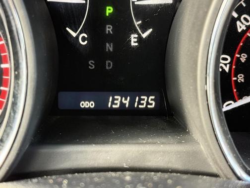 2012 Toyota Highlander SE