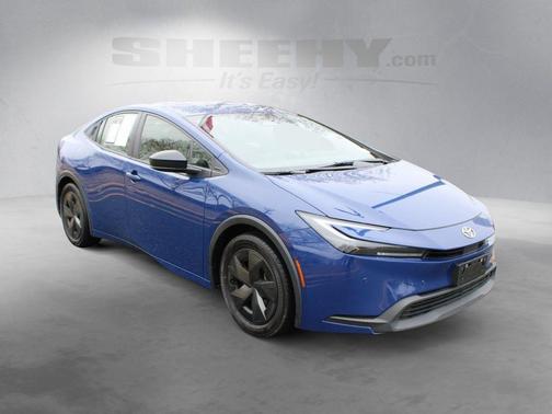 2023 Toyota Prius LE