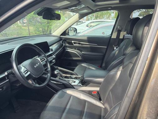 Moss 2025 Kia Telluride S