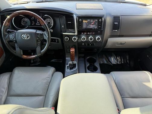 2018 Toyota Sequoia Platinum