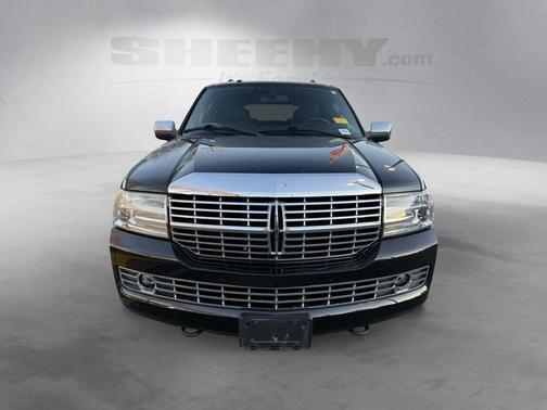 2011 Lincoln Navigator Base