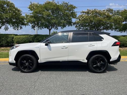 2019 Toyota RAV4 Hybrid SE
