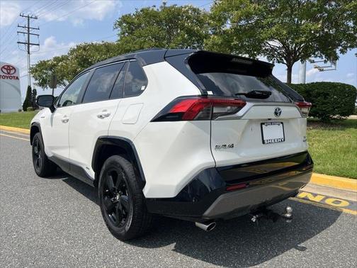 2019 Toyota RAV4 Hybrid SE