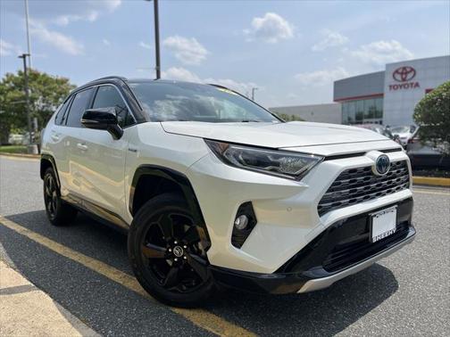 2019 Toyota RAV4 Hybrid SE