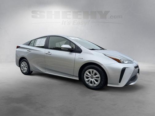 2022 Toyota Prius LE
