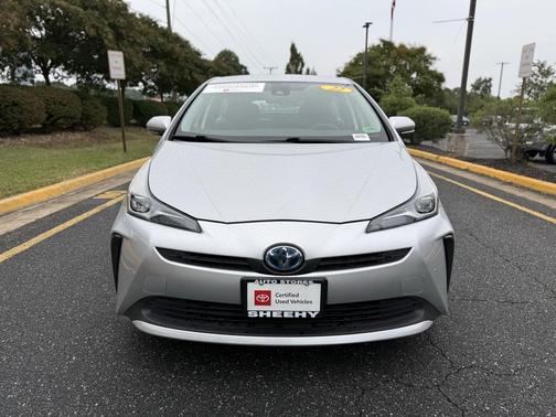 2022 Toyota Prius LE