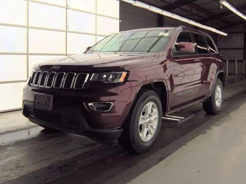 Velvet Red Pearlcoat 2017 Jeep Grand Cherokee Laredo