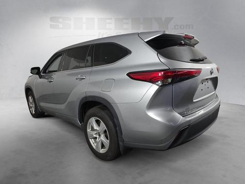 2021 Toyota Highlander LE