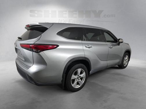 2021 Toyota Highlander LE