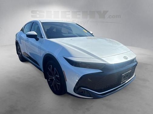 Oxygen White 2024 Toyota Crown XLE