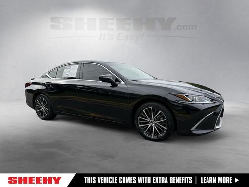2025 Lexus ES 300h Base